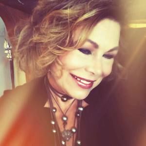 Meet your Posher, Kristina